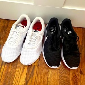 BRAND NEW size 10 women Nikey’s never been worn!